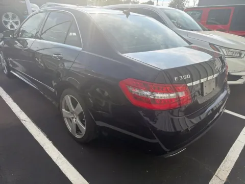 More photos of 2010 Mercedes-Benz E-Class E 350 at Jay Wolfe Acura, MO