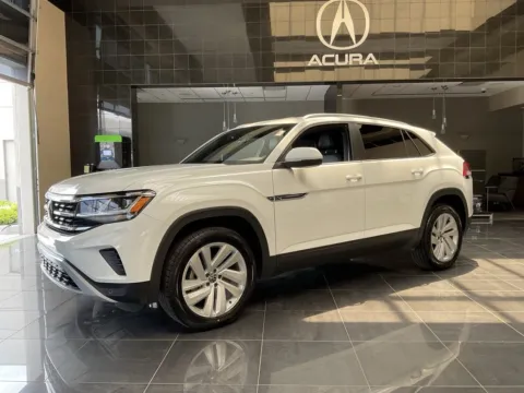 Another view of 2021 Volkswagen Atlas Cross Sport 2.0T SE w/Technology for sale in Kansas City, MO at Jay Wolfe Acura