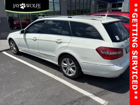 White 2011 Mercedes-Benz E-Class E 350 for sale in Kansas City, MO