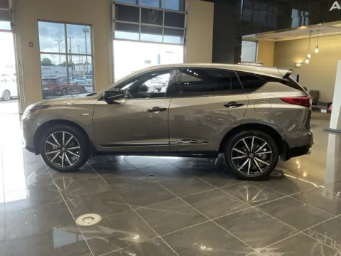 More photos of 2025 Acura RDX w/A-Spec Advance Package at Jay Wolfe Acura, MO