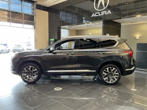 More photos of 2023 Hyundai Santa Fe Calligraphy at Jay Wolfe Acura, MO