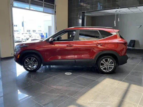 More photos of 2023 Kia Seltos S at Jay Wolfe Acura, MO