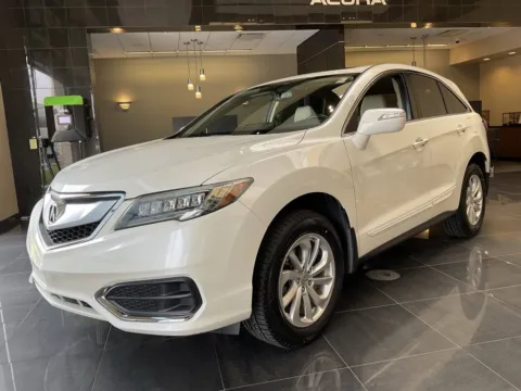 More photos of 2017 Acura RDX w/Technology Pkg at Jay Wolfe Acura, MO