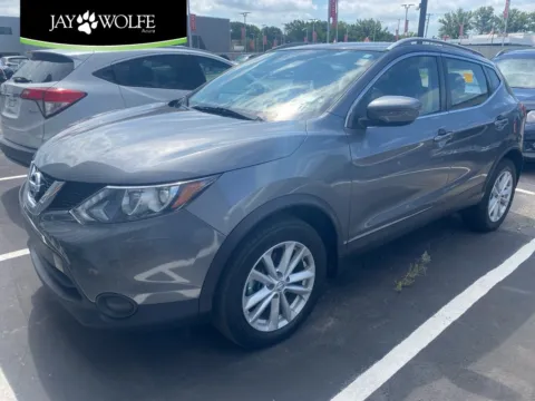 Gray 2017 Nissan Rogue Sport SV for sale in Kansas City, MO