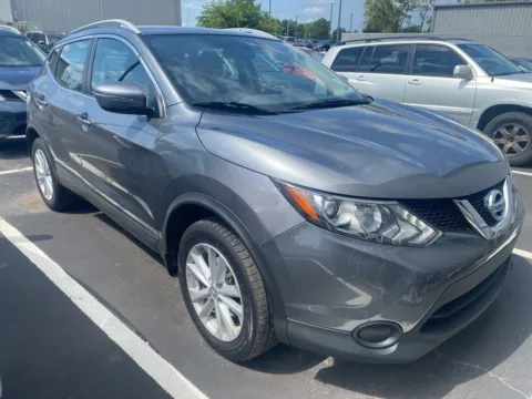 Photos of 2017 Nissan Rogue Sport SV for sale in Kansas City, MO at Jay Wolfe Acura