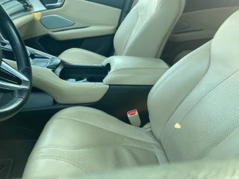 More photos of 2021 Acura RDX w/Technology Package at Jay Wolfe Acura, MO