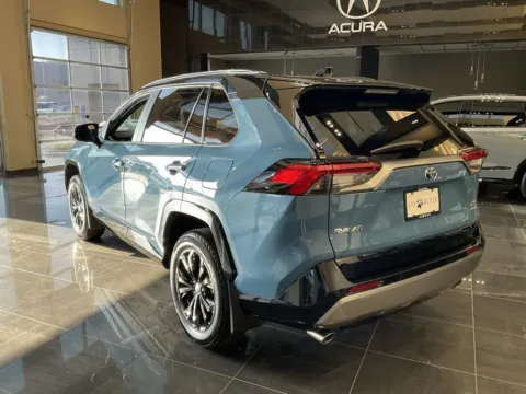 More photos of 2022 Toyota RAV4 Hybrid XSE at Jay Wolfe Acura, MO