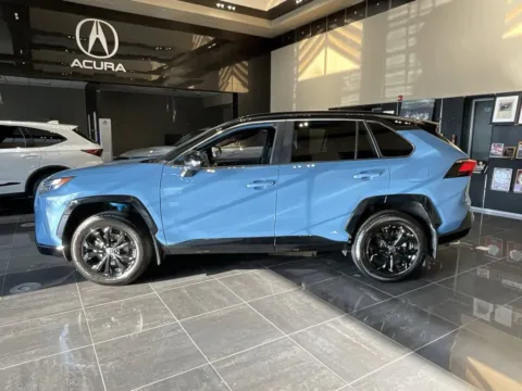 More photos of 2022 Toyota RAV4 Hybrid XSE at Jay Wolfe Acura, MO