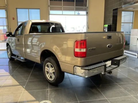 More photos of 2006 Ford F-150 XLT at Jay Wolfe Acura, MO