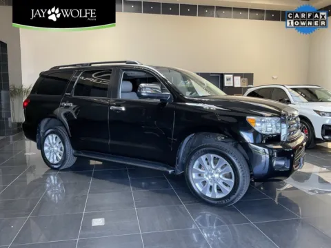 White 2017 Toyota Sequoia Platinum for sale in Kansas City, MO
