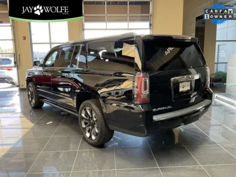 More photos of 2020 GMC Yukon XL Denali at Jay Wolfe Acura, MO