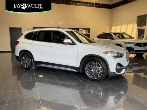 White 2022 BMW X1 xDrive28i for sale in Kansas City, MO