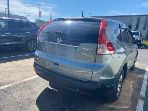 More photos of 2012 Honda CR-V LX at Jay Wolfe Acura, MO