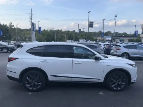More photos of 2023 Acura MDX w/A-Spec Package at Jay Wolfe Acura, MO