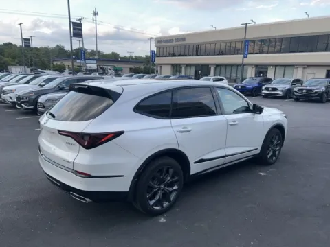 More photos of 2023 Acura MDX w/A-Spec Package at Jay Wolfe Acura, MO