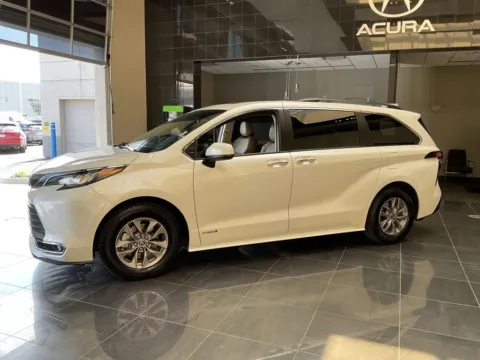 Another view of 2021 Toyota Sienna XLE for sale in Kansas City, MO at Jay Wolfe Acura