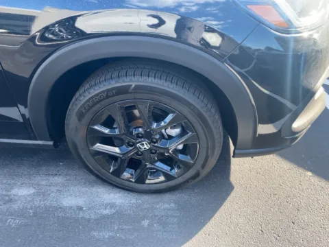 Photos of 2025 Honda HR-V Sport for sale in Kansas City, MO at Jay Wolfe Acura