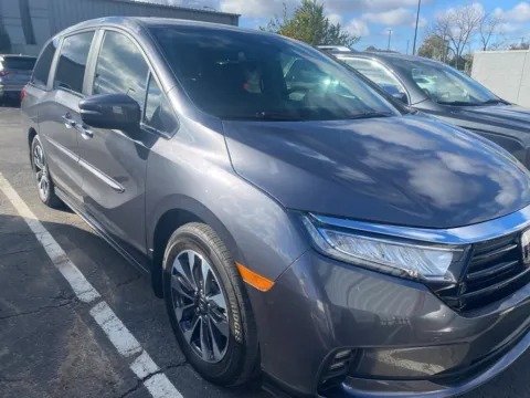 Photos of 2024 Honda Odyssey EX-L for sale in Kansas City, MO at Jay Wolfe Acura