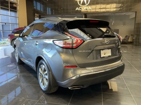 More photos of 2016 Nissan Murano SV at Jay Wolfe Acura, MO