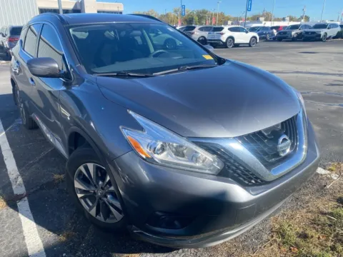 More photos of 2016 Nissan Murano SV at Jay Wolfe Acura, MO