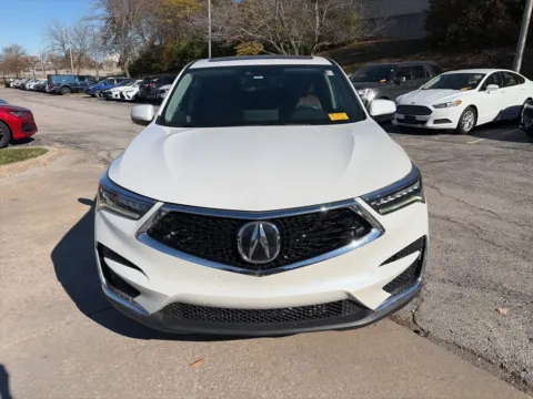 Photos of 2020 Acura RDX w/Technology Pkg for sale in Overland Park, KS at Acura of Overland Park