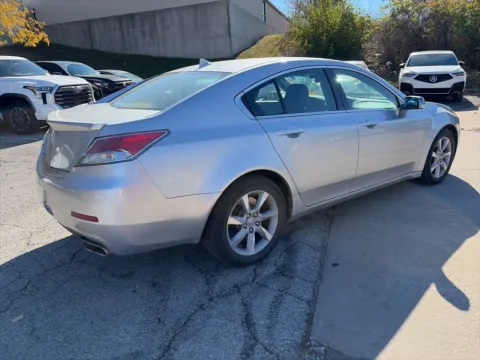 More photos of 2012 Acura TL Auto at Acura of Overland Park, KS