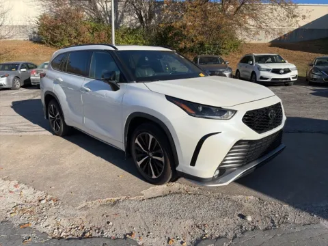 Another view of 2021 Toyota Highlander XSE for sale in Overland Park, KS at Acura of Overland Park