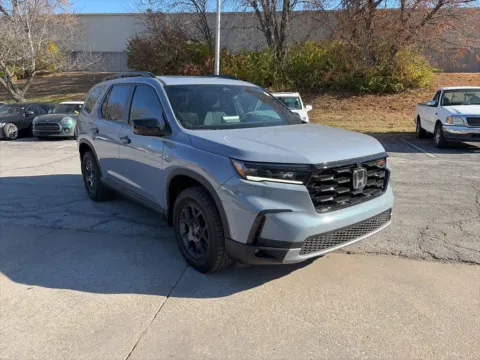 Another view of 2025 Honda Pilot TrailSport for sale in Overland Park, KS at Acura of Overland Park