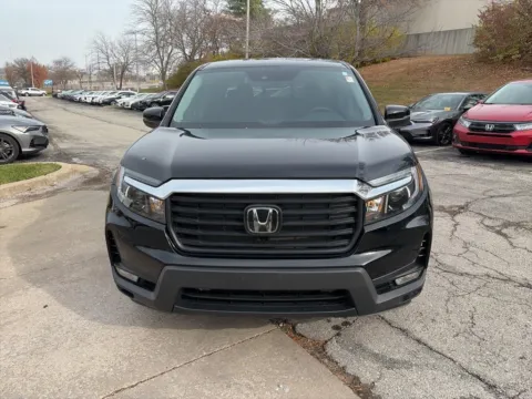 Photos of 2023 Honda Ridgeline RTL for sale in Overland Park, KS at Acura of Overland Park