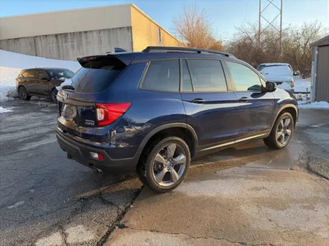 More photos of 2020 Honda Passport Touring at Acura of Overland Park, KS