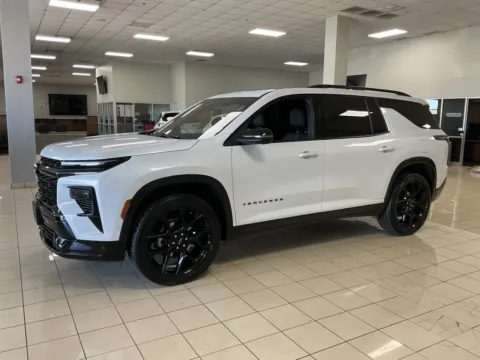 More photos of 2024 Chevrolet Traverse AWD RS at Acura of Overland Park, KS