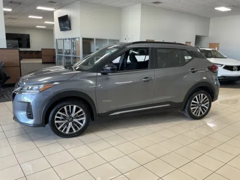 More photos of 2024 Nissan Kicks SR at Acura of Overland Park, KS