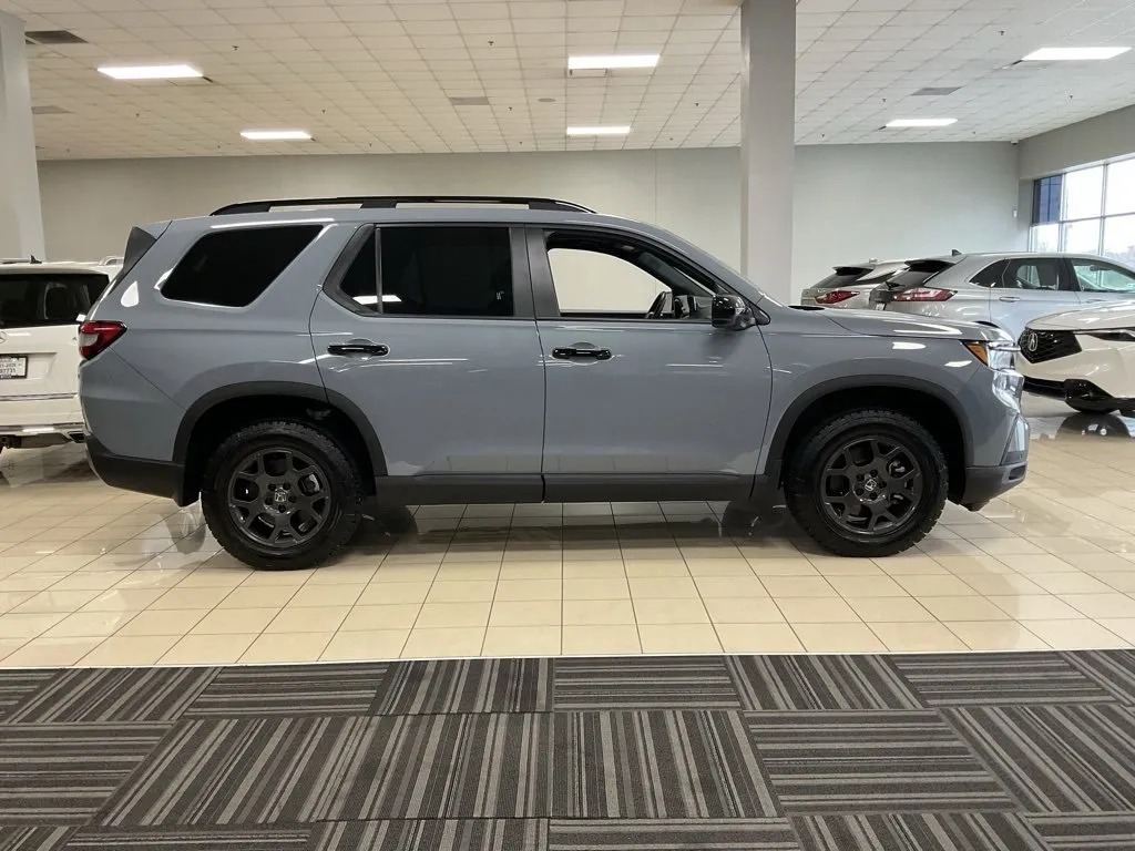 Image of 2025 Honda Pilot