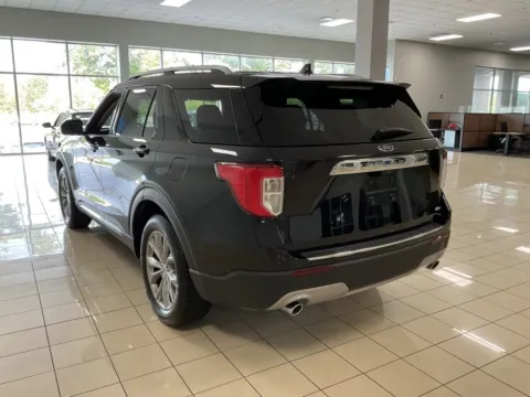 More photos of 2020 Ford Explorer Limited at Acura of Overland Park, KS