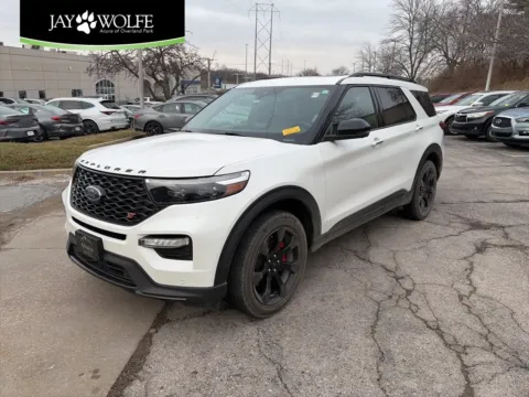 White 2020 Ford Explorer ST for sale in Overland Park, KS
