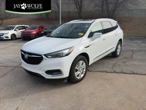 White 2018 Buick Enclave Essence for sale in Overland Park, KS