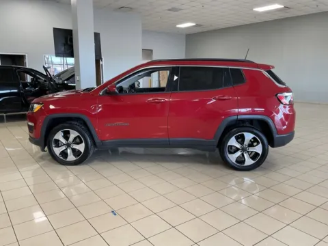 More photos of 2018 Jeep Compass Latitude at Acura of Overland Park, KS