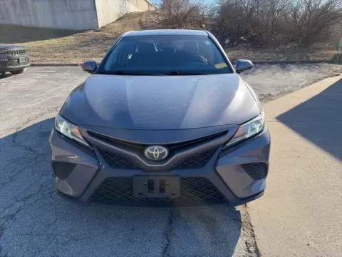 Photos of 2018 Toyota Camry SE for sale in Overland Park, KS at Acura of Overland Park