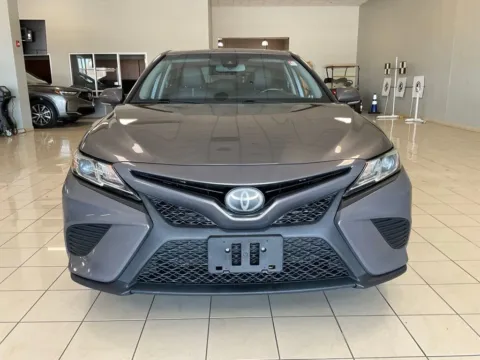 Photos of 2018 Toyota Camry SE for sale in Overland Park, KS at Acura of Overland Park