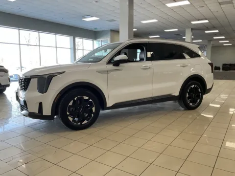 More photos of 2024 Kia Sorento S at Acura of Overland Park, KS