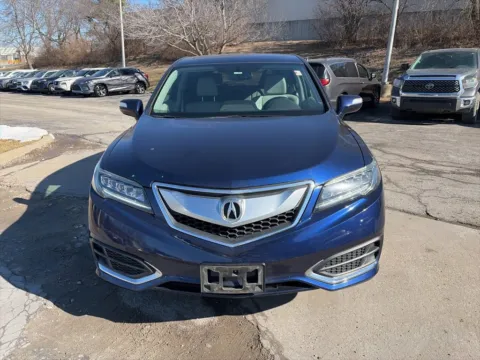 Photos of 2017 Acura RDX w/Technology Pkg for sale in Overland Park, KS at Acura of Overland Park