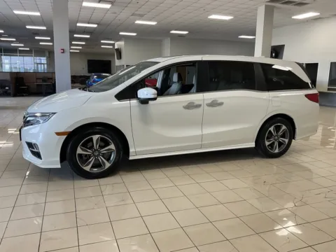 More photos of 2019 Honda Odyssey Touring at Acura of Overland Park, KS