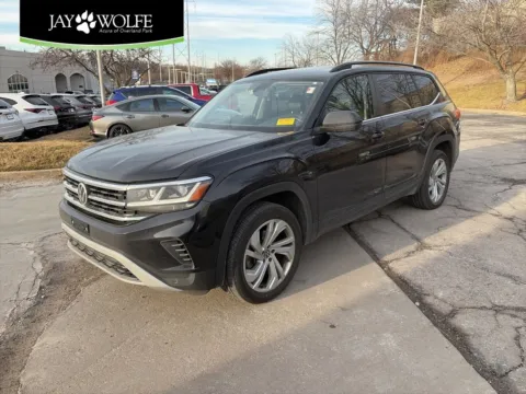 Black 2021 Volkswagen Atlas 3.6L V6 SE w/Technology for sale in Overland Park, KS