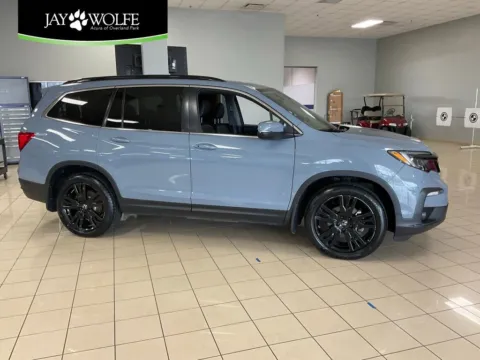 Blue 2022 Honda Pilot Special Edition for sale in Overland Park, KS