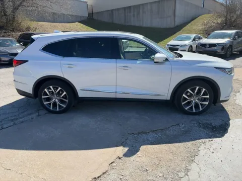 More photos of 2023 Acura MDX w/Technology Package at Acura of Overland Park, KS