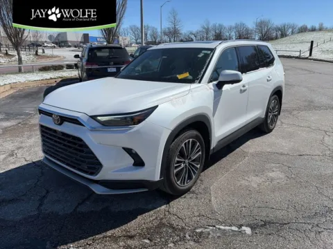 White 2026 Toyota Grand Highlander Hybrid MAX Platinum for sale in Overland Park, KS