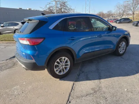 More photos of 2020 Ford Escape SE at Acura of Overland Park, KS
