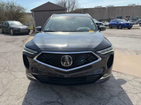 Photos of 2023 Acura MDX w/Advance Package for sale in Overland Park, KS at Acura of Overland Park