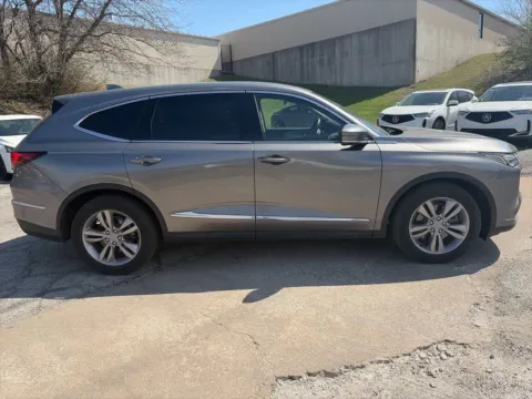 More photos of 2023 Acura MDX 3.5L at Acura of Overland Park, KS