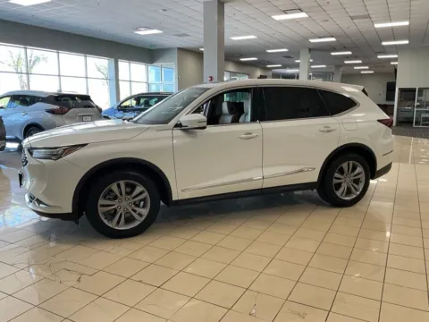 More photos of 2023 Acura MDX 3.5L at Acura of Overland Park, KS